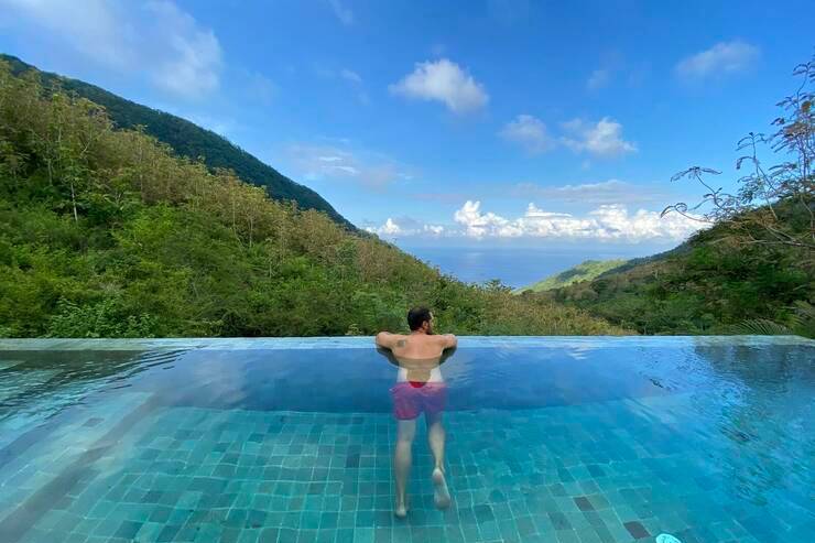 Mathis Lodge Amed — pool